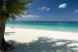Villas Of The Galleon Seven Mile Beach Экстерьер фото